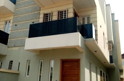 5 Bedroom in Magodo phase 2