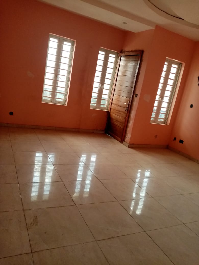 5 Bedroom in Magodo phase 2