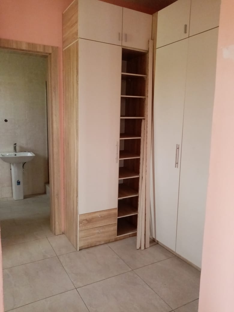 5 Bedroom in Magodo phase 2